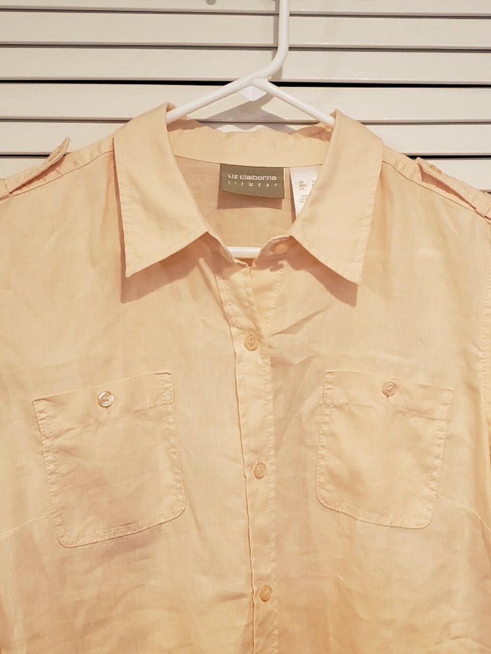 Liz Claiborne 100% linen women's Peach color dress shirt. - Picture 3 of 7